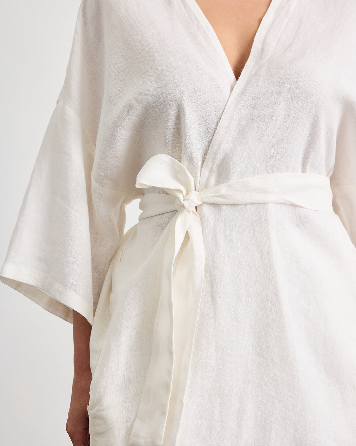 Robe Set in White