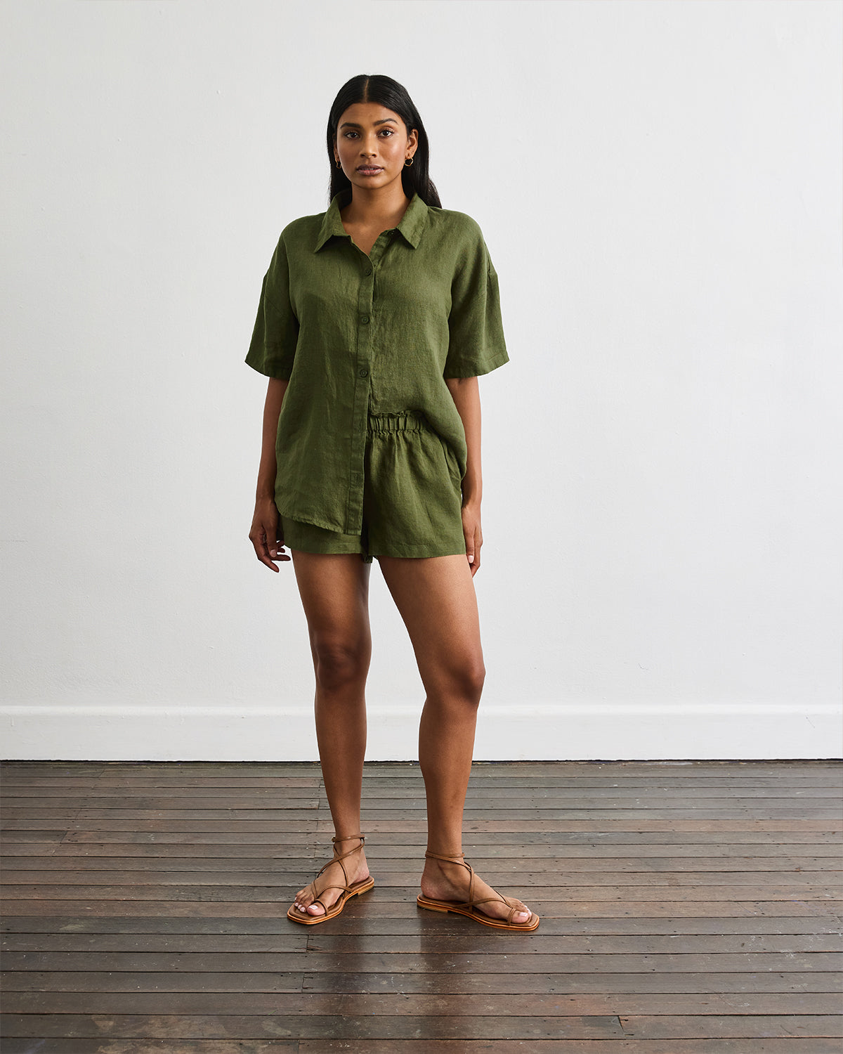 Short Lounge Set in Olive