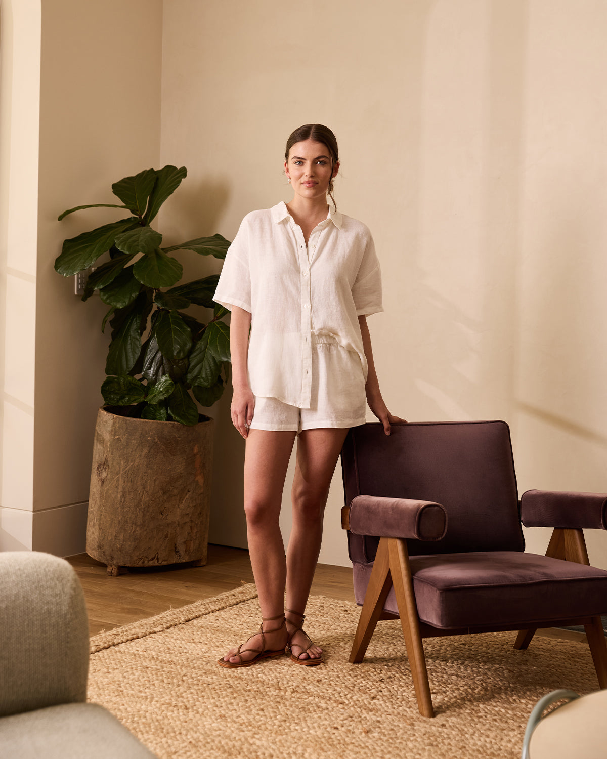 Short Lounge Set in White